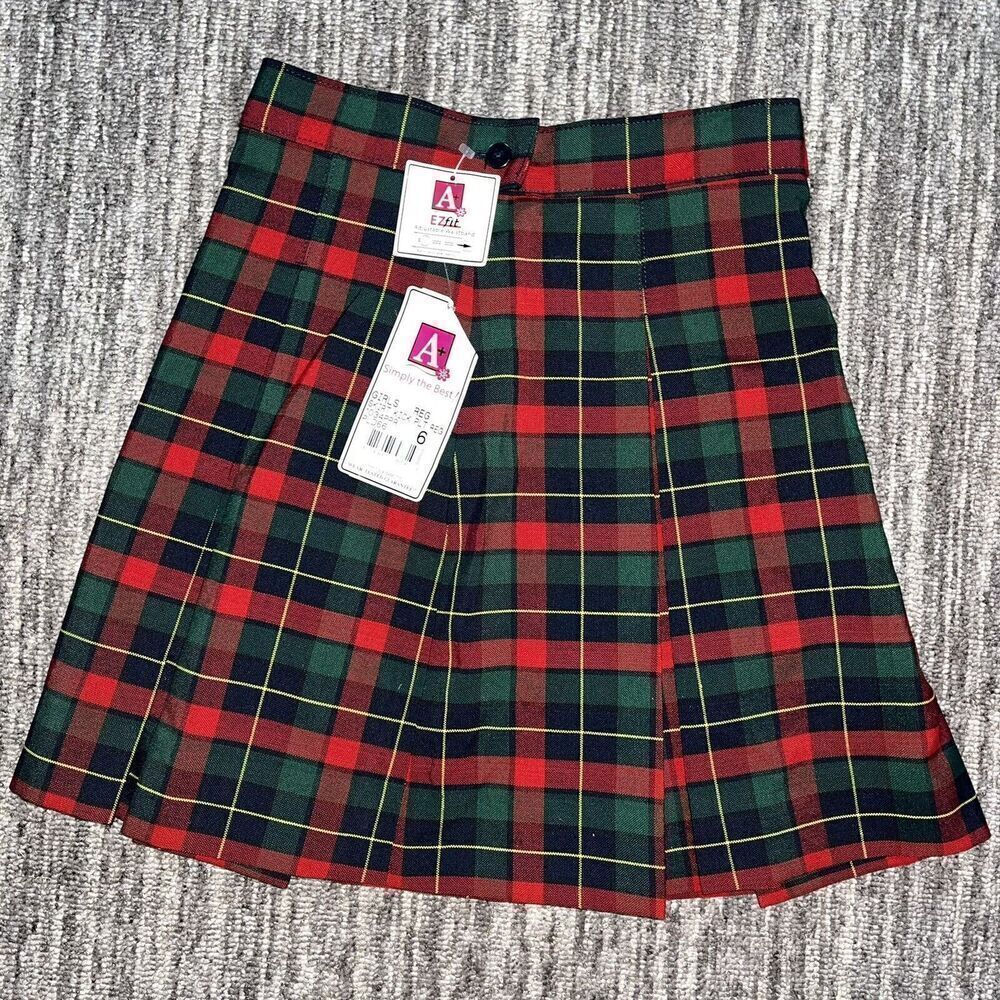 A+ Girls Uniform Skirt‎ Red & Green Size 6 Plaid Kick Pleat